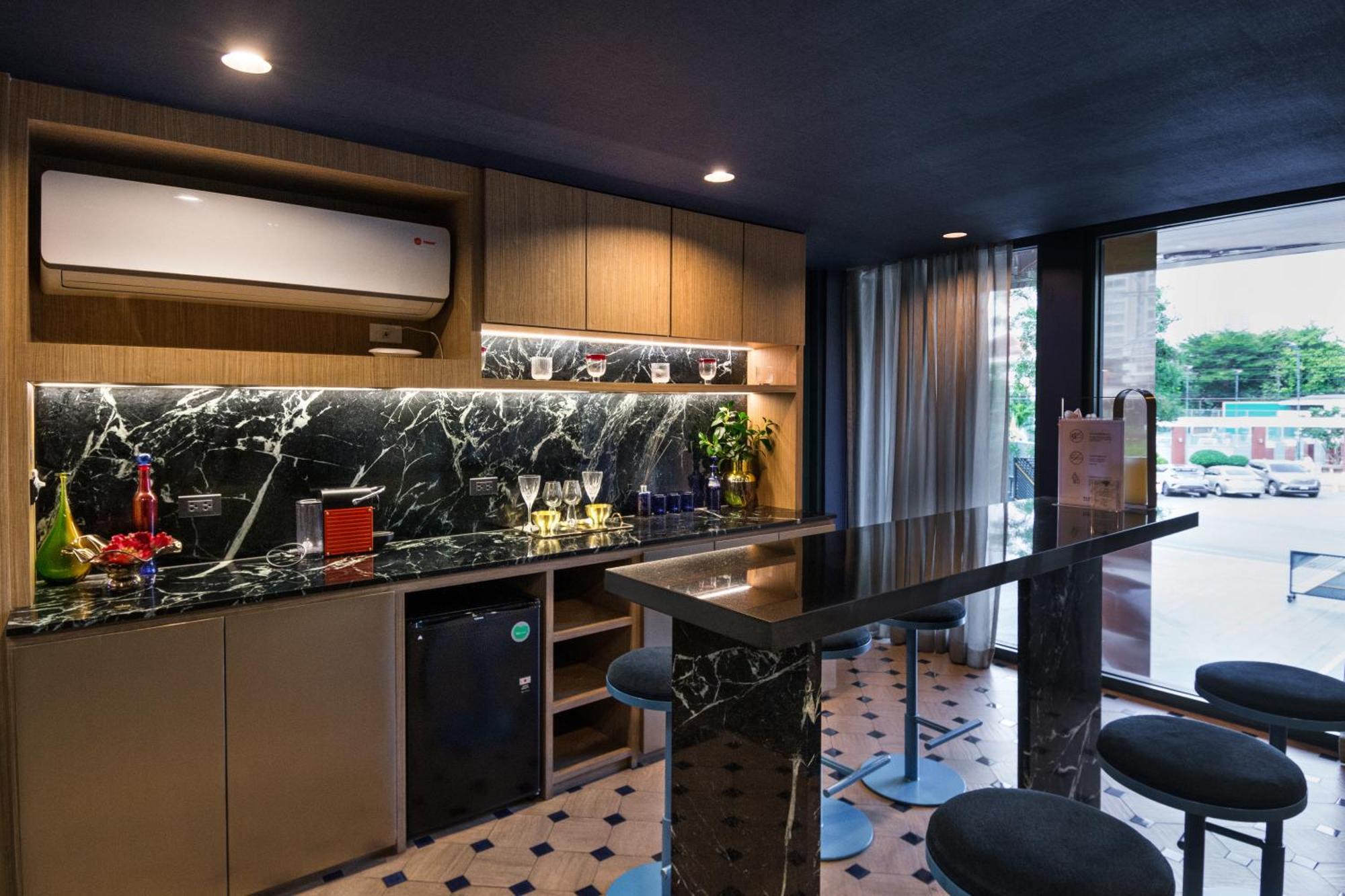 방콕 Brissluxe At Bts Onnut Sukumvit 50 아파트 외부 사진